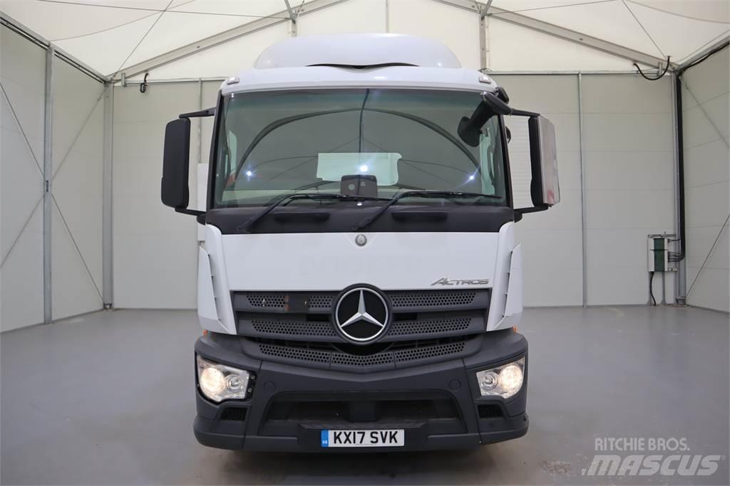 Mercedes-Benz Actros 1840 牵引车
