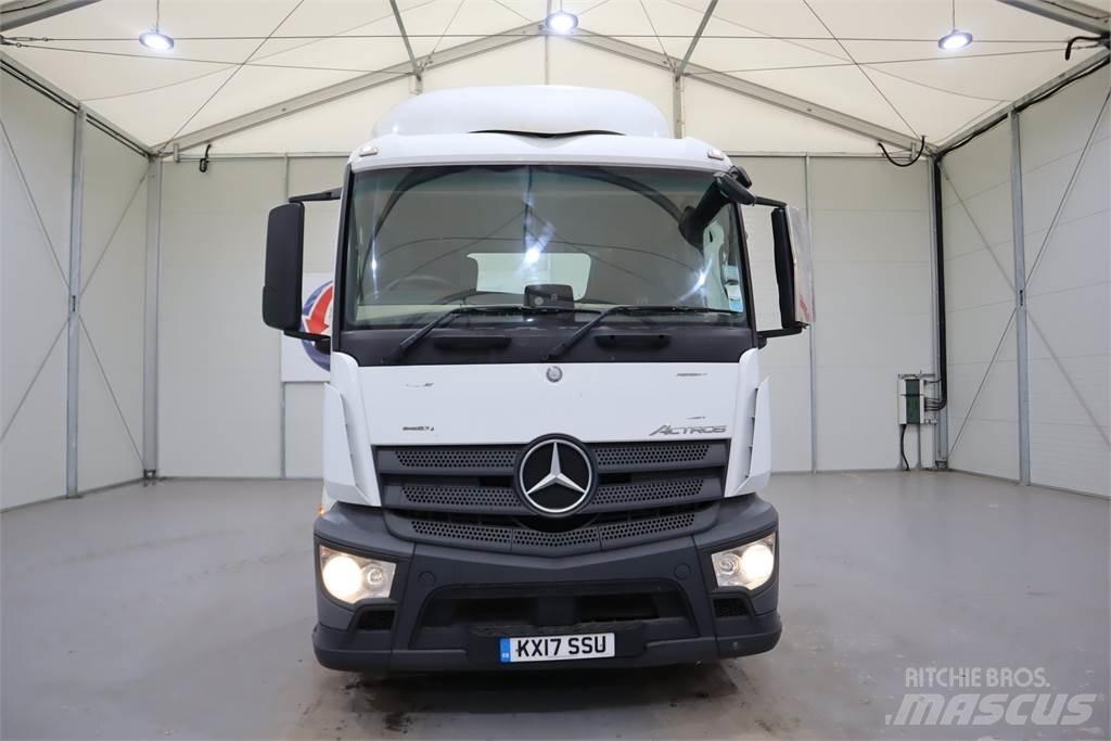 Mercedes-Benz Actros 1840 牵引车