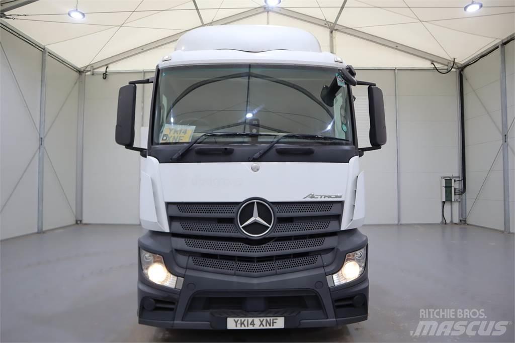 Mercedes-Benz Actros 1840 牵引车