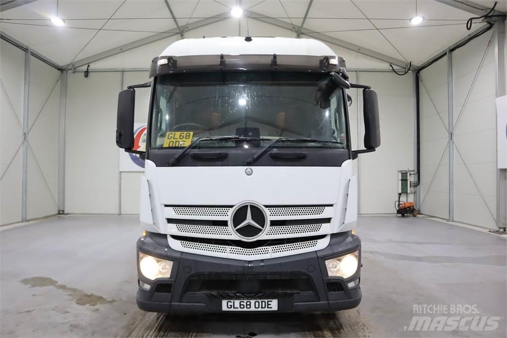 Mercedes-Benz Actros 1840 牵引车