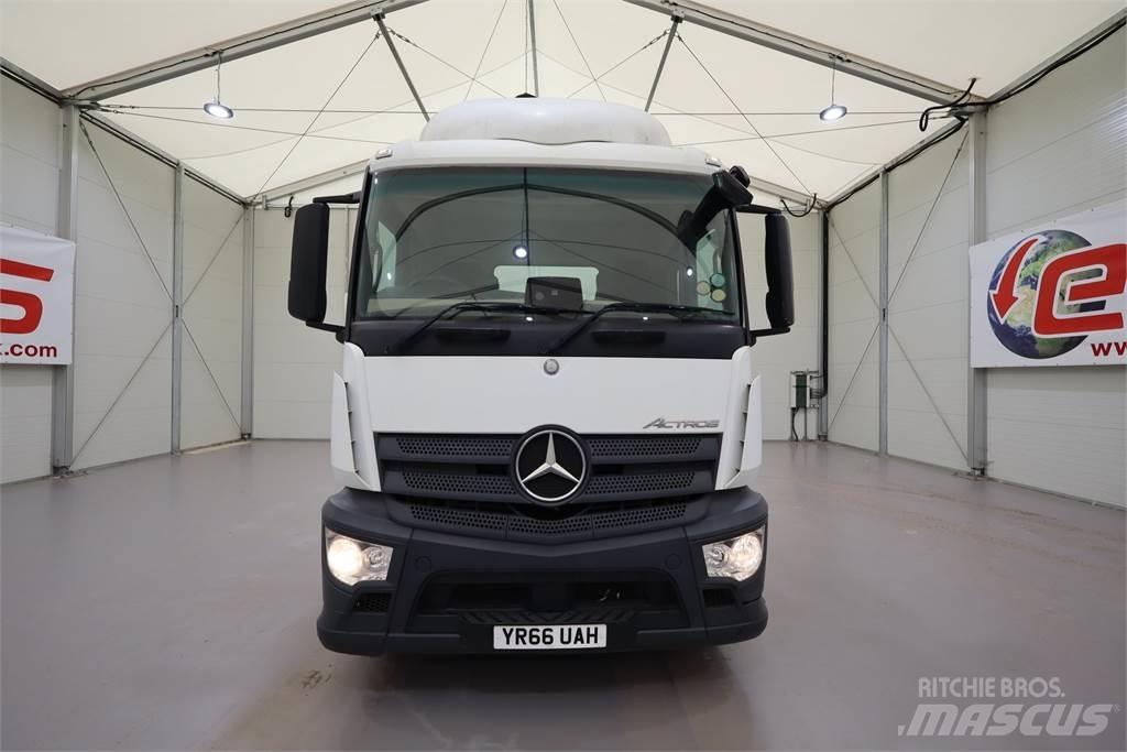 Mercedes-Benz Actros 1840 牵引车
