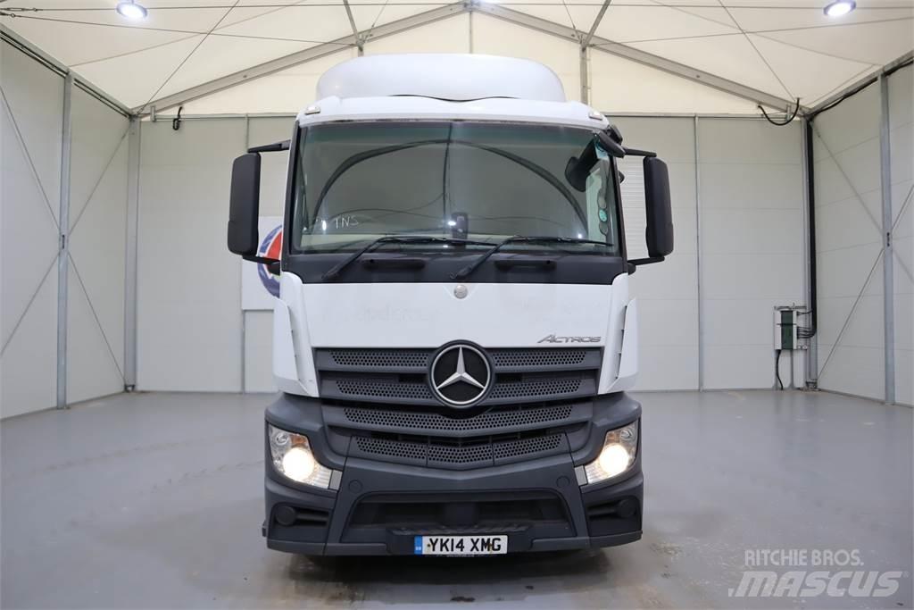 Mercedes-Benz Actros 1840 牵引车
