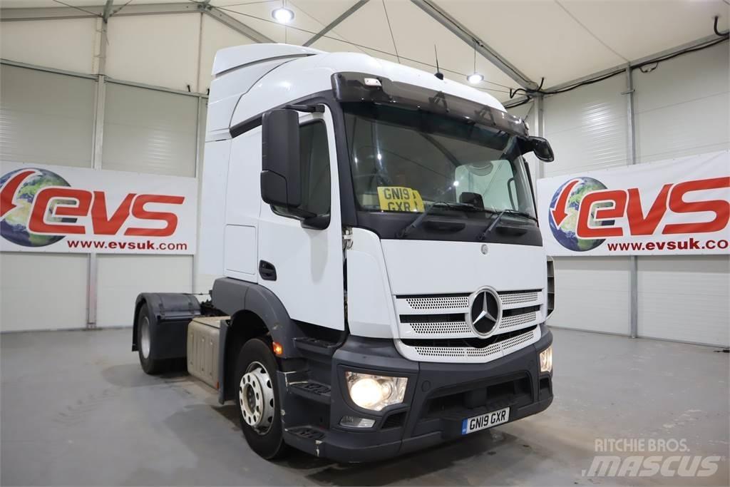 Mercedes-Benz Actros 1840 牵引车
