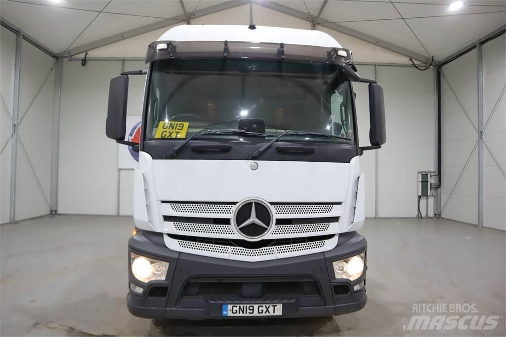 Mercedes-Benz Actros 1840 牵引车