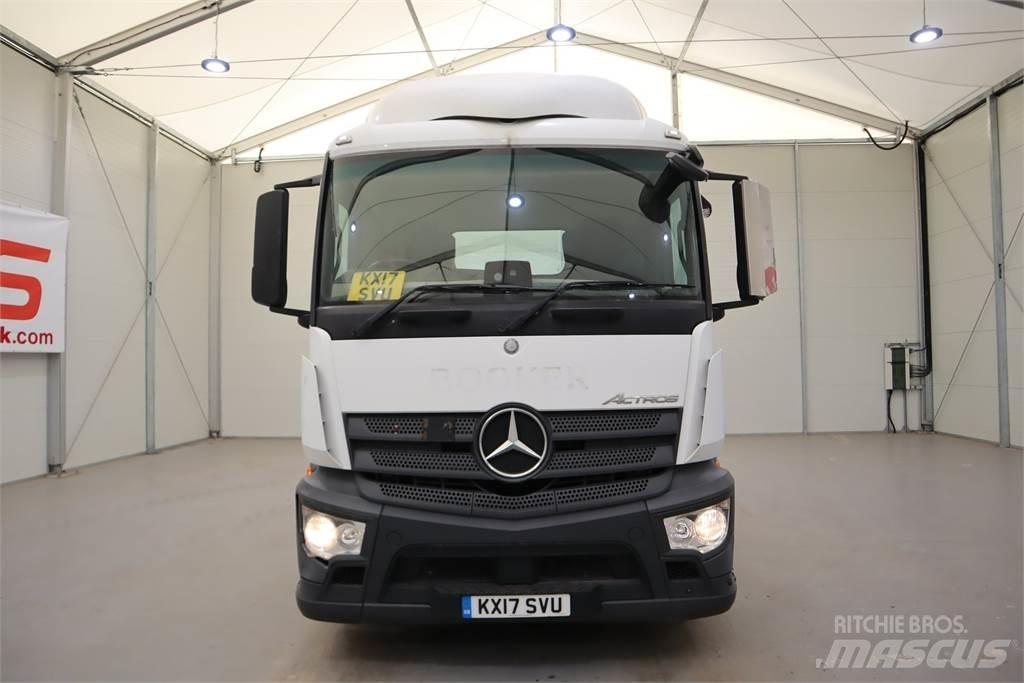 Mercedes-Benz Actros 1840 牵引车