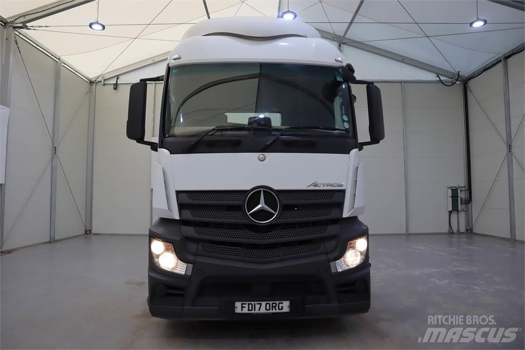 Mercedes-Benz Actros 1840 牵引车