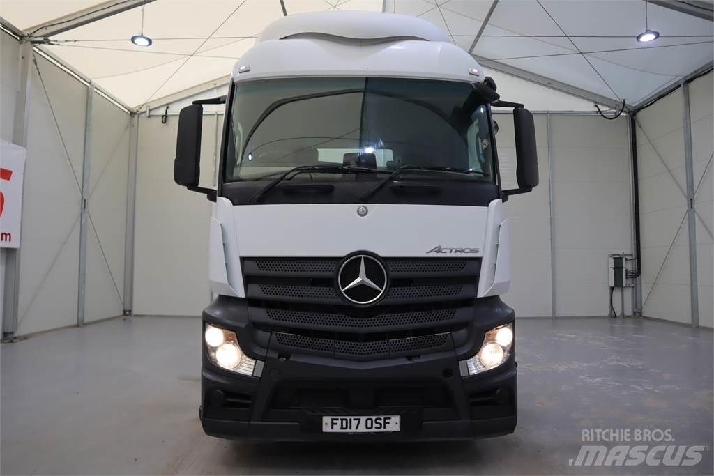 Mercedes-Benz Actros 1840 牵引车