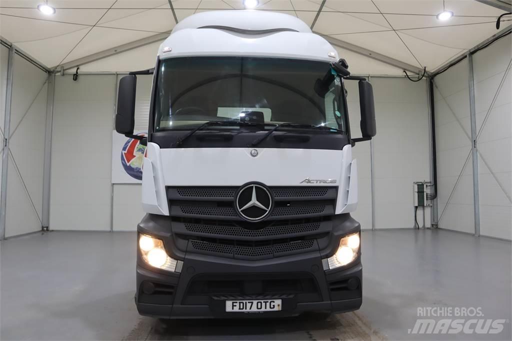 Mercedes-Benz ACTROS 1840 牵引车