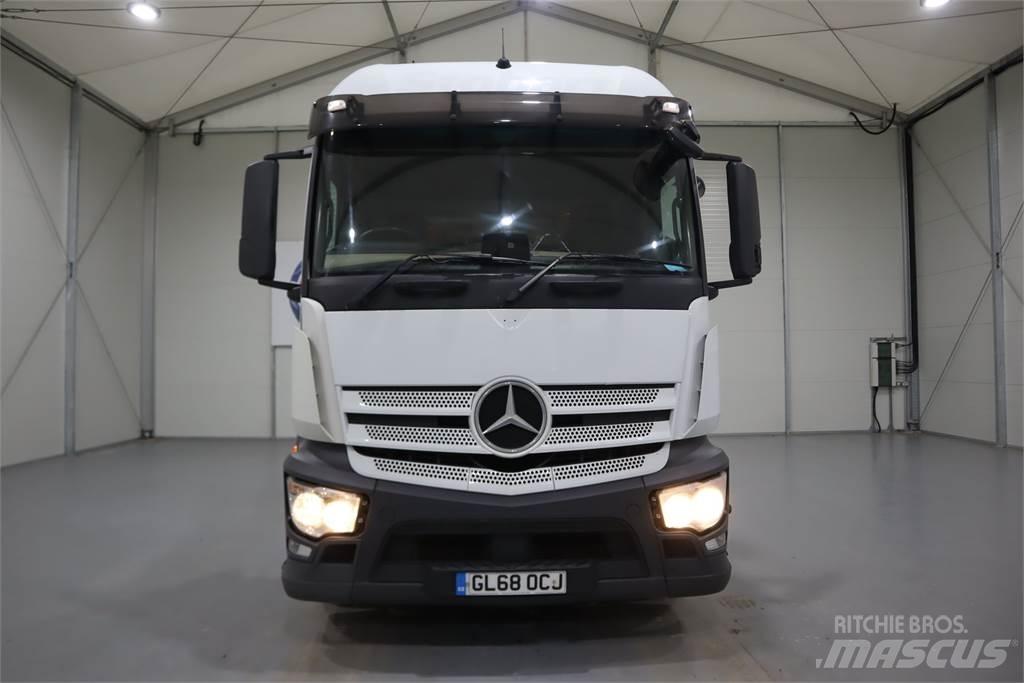 Mercedes-Benz ACTROS 1840 牵引车