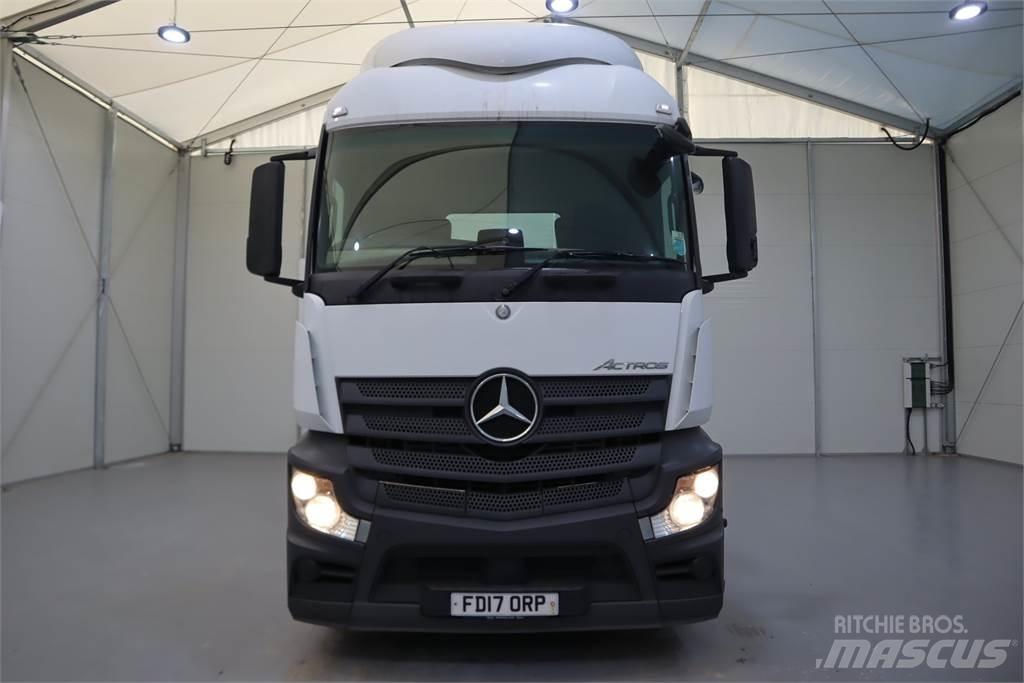 Mercedes-Benz ACTROS 1840 牵引车