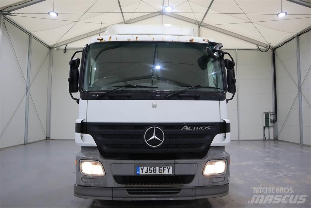Mercedes-Benz ACTROS 1841 牵引车