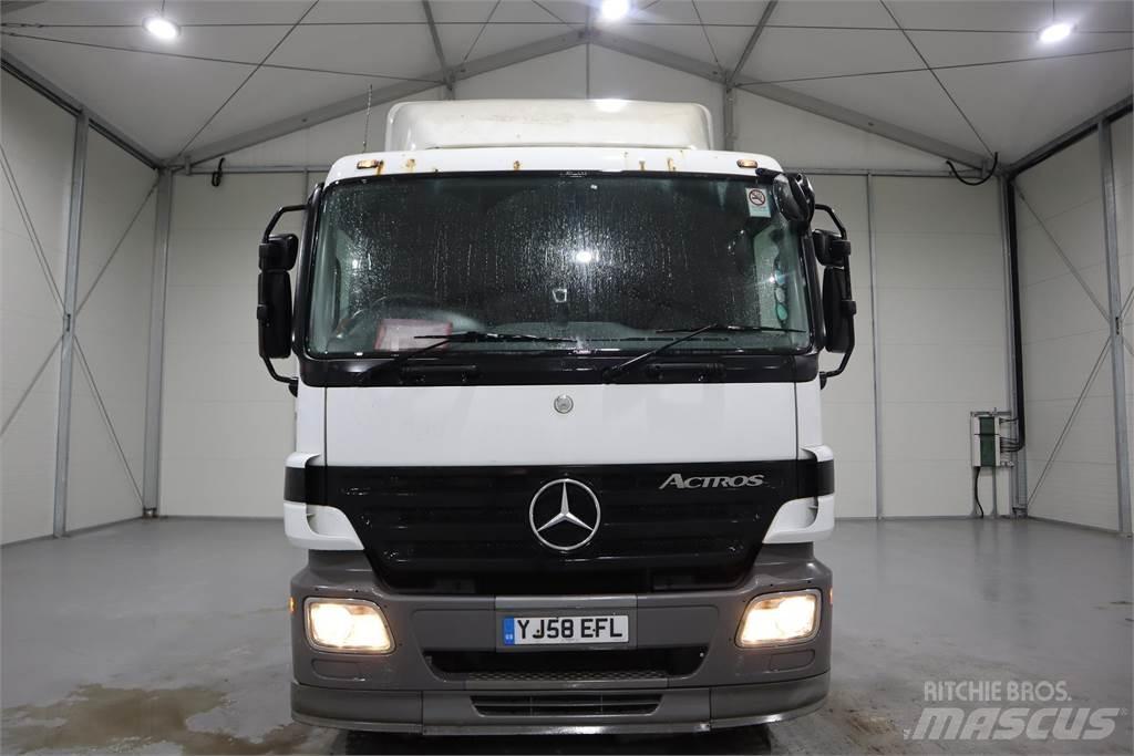 Mercedes-Benz ACTROS 1841 牵引车