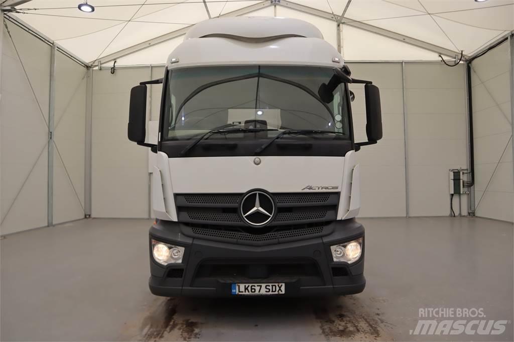 Mercedes-Benz ACTROS 1843 牵引车