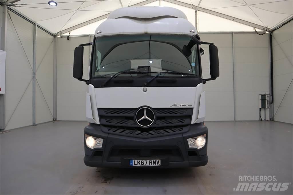 Mercedes-Benz ACTROS 1843 牵引车