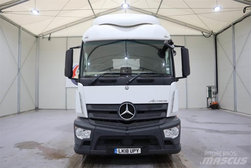 Mercedes-Benz Actros 1843 牵引车