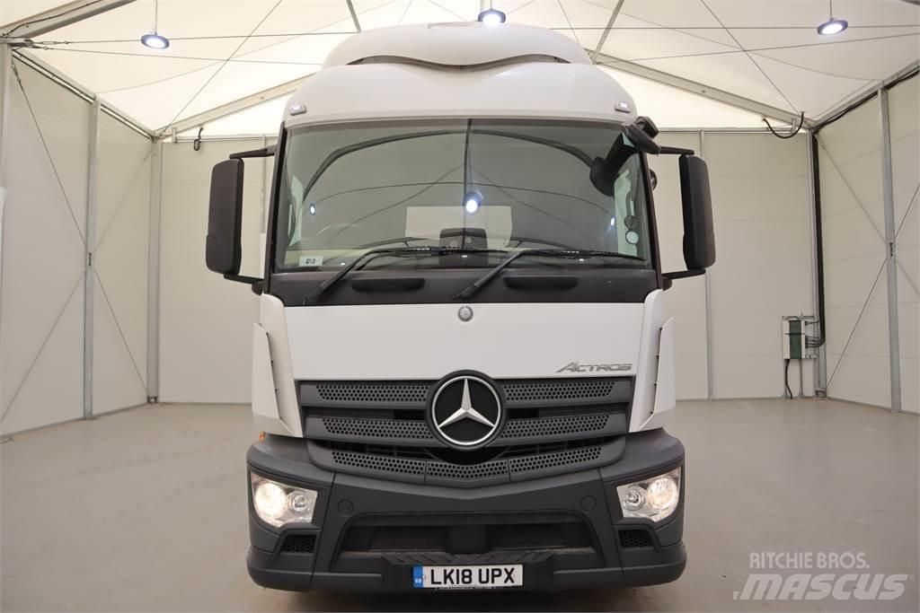 Mercedes-Benz Actros 1843 牵引车