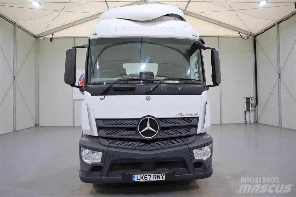 Mercedes-Benz Actros 1843 牵引车