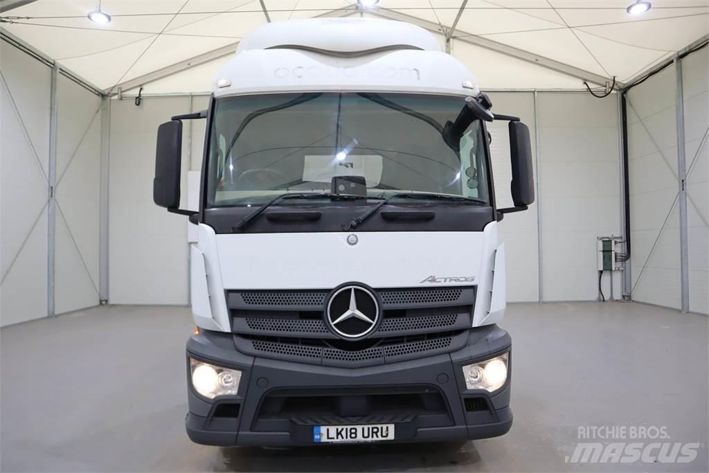 Mercedes-Benz Actros 1843 牵引车