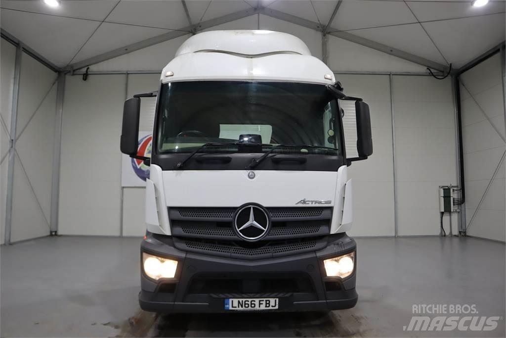 Mercedes-Benz ACTROS 1843 牵引车