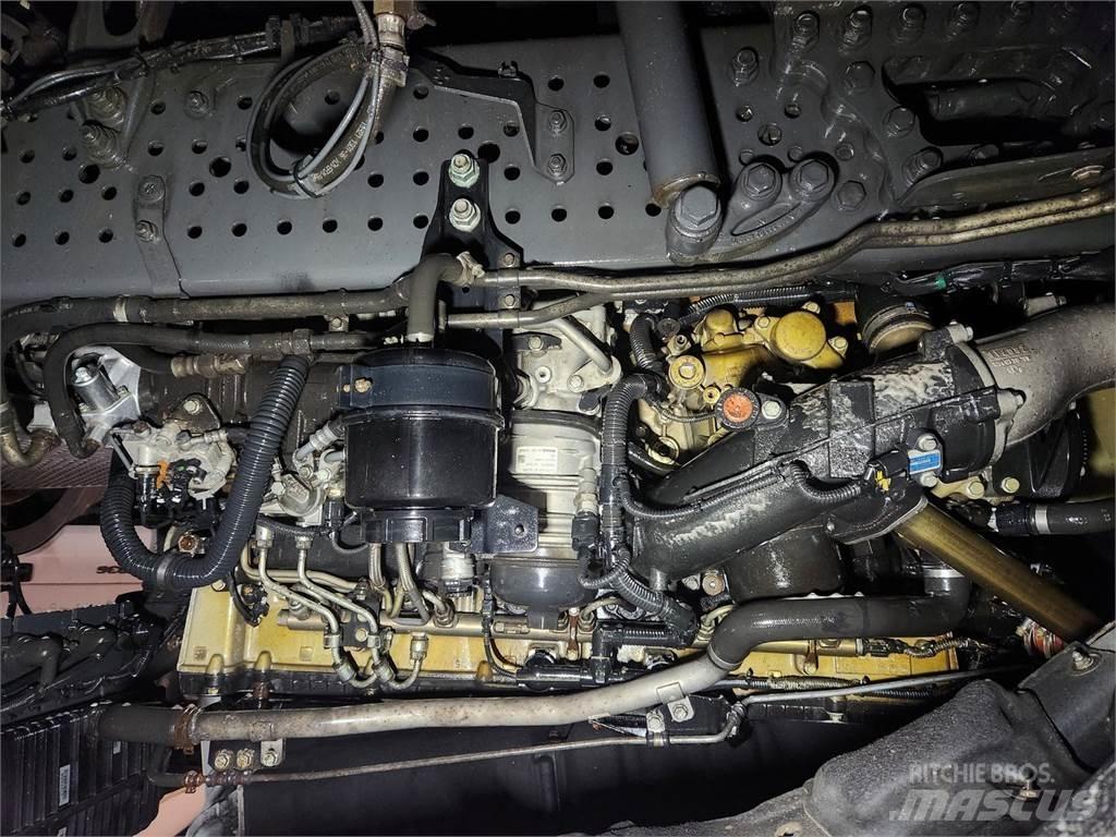 Mercedes-Benz ACTROS 1843 牵引车