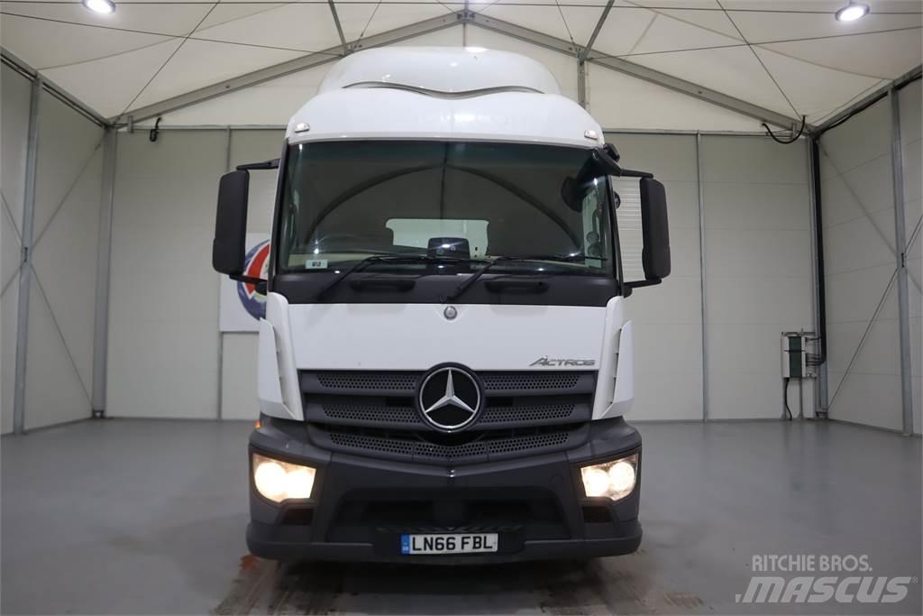 Mercedes-Benz ACTROS 1843 牵引车