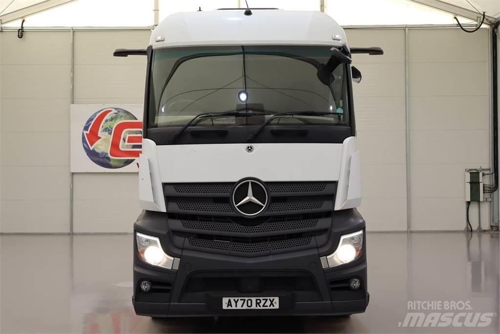 Mercedes-Benz Actros 1845 牵引车