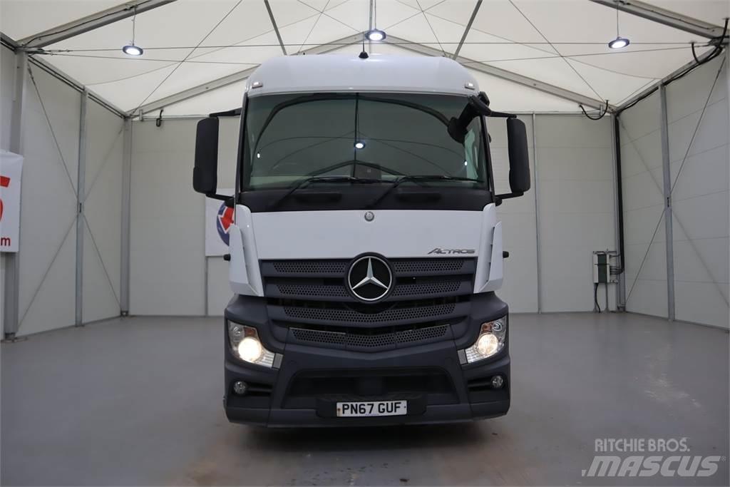 Mercedes-Benz ACTROS 1846 牵引车
