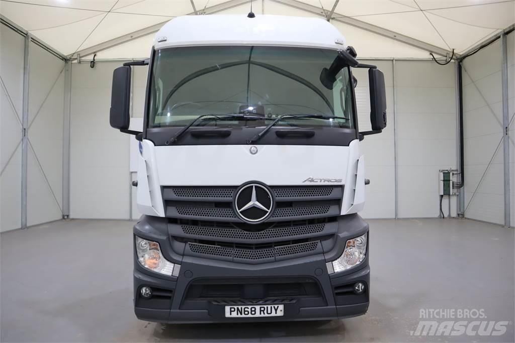 Mercedes-Benz ACTROS 1846 牵引车