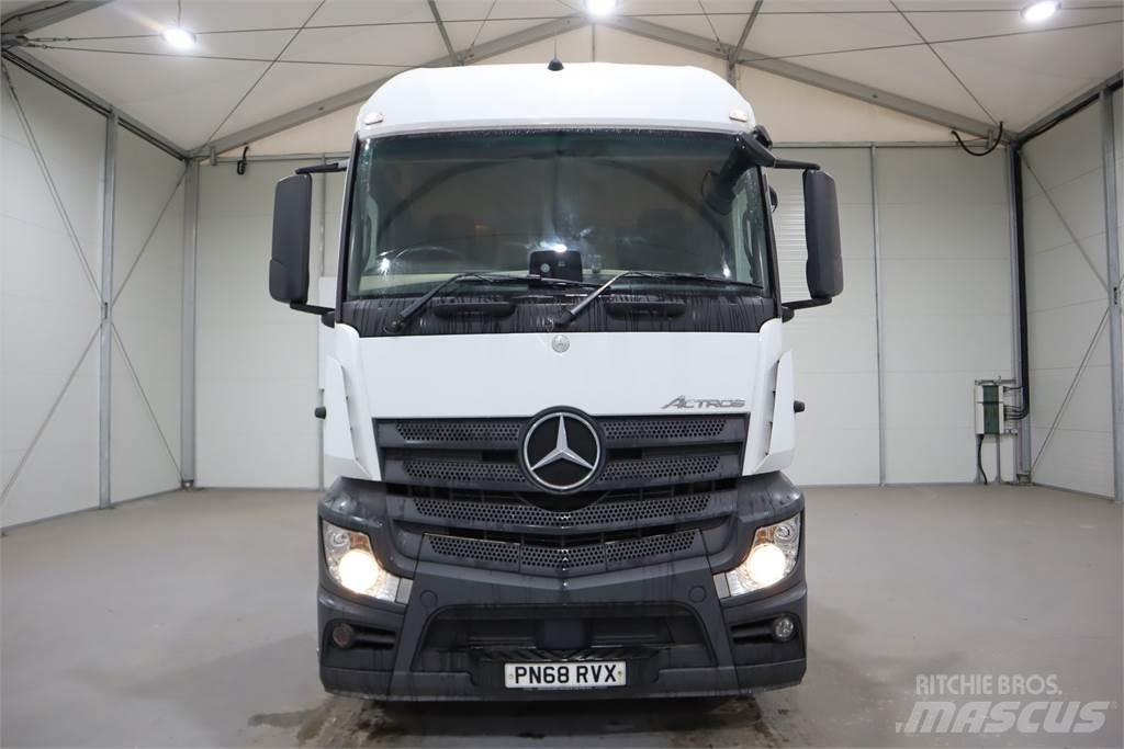 Mercedes-Benz ACTROS 1846 牵引车
