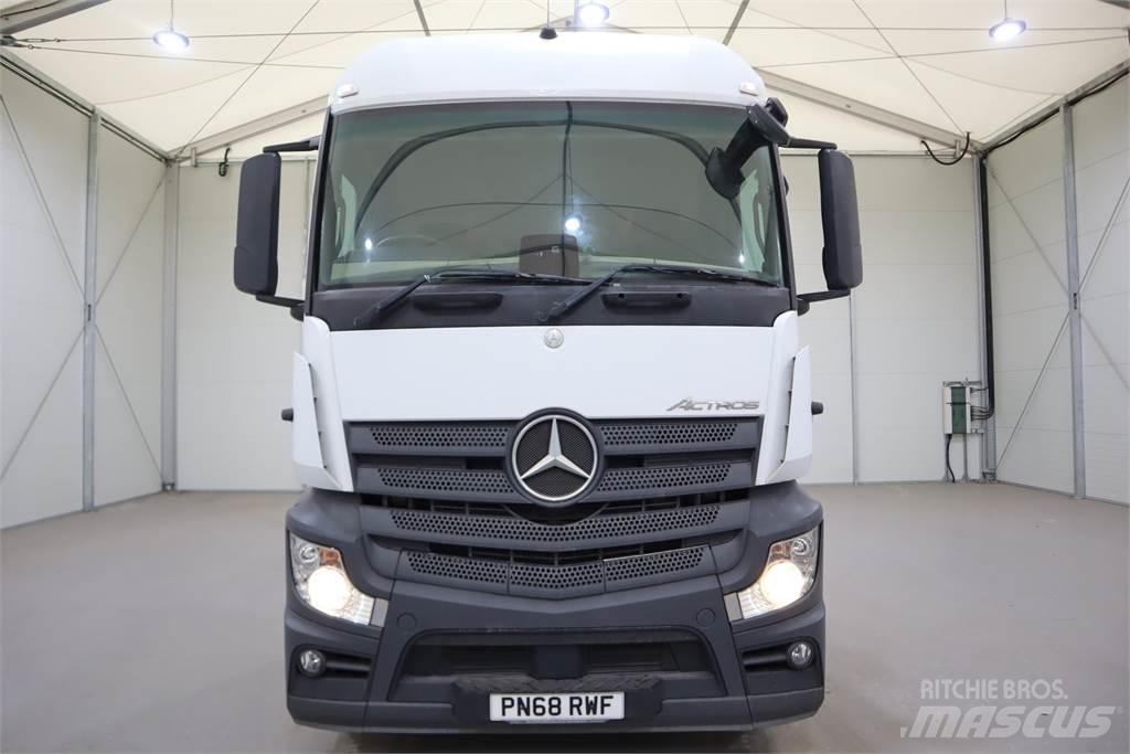 Mercedes-Benz ACTROS 1846 牵引车