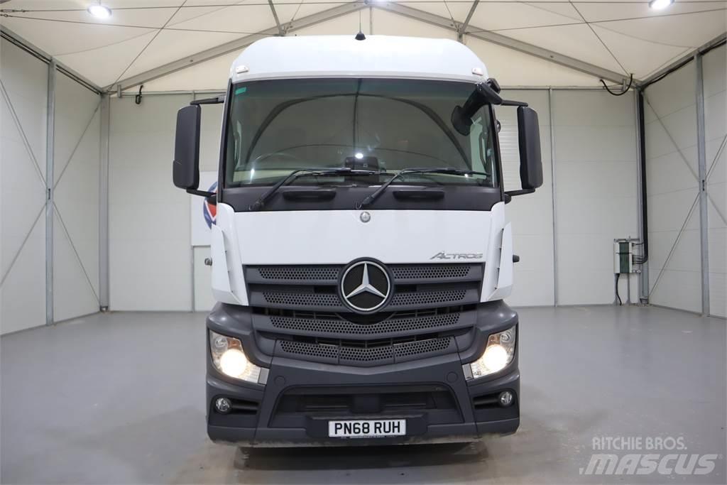 Mercedes-Benz ACTROS 1846 牵引车