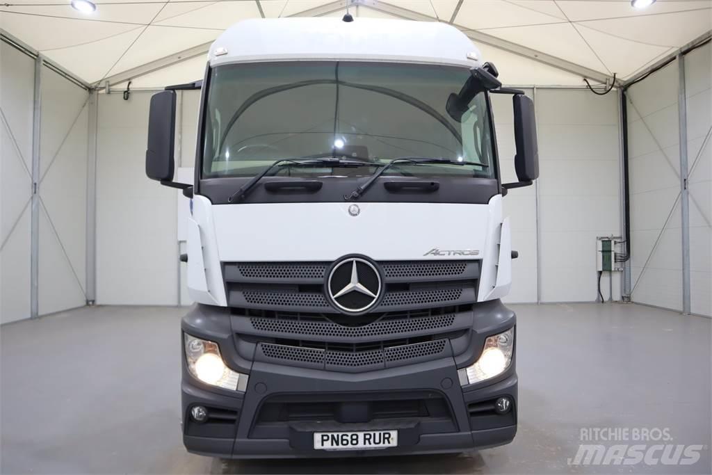 Mercedes-Benz ACTROS 1846 牵引车