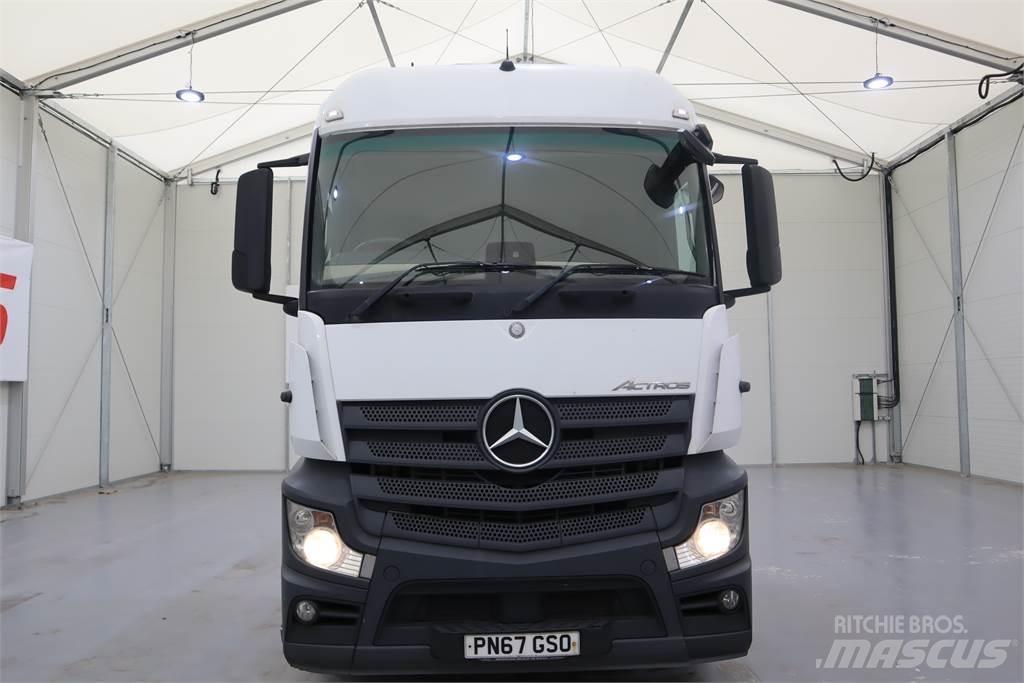 Mercedes-Benz ACTROS 1846 牵引车