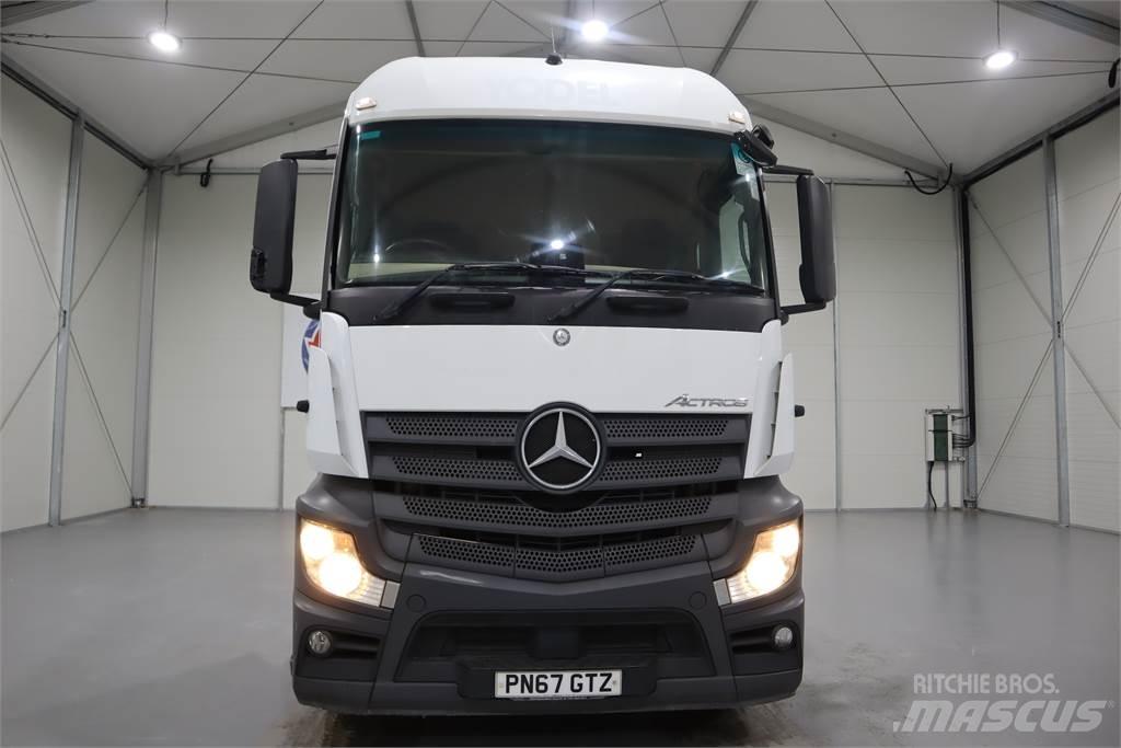 Mercedes-Benz ACTROS 1846 牵引车