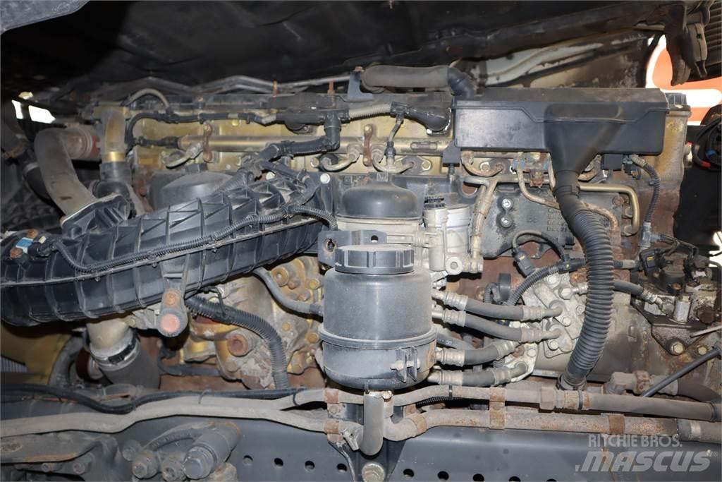 Mercedes-Benz ACTROS 2345 牵引车