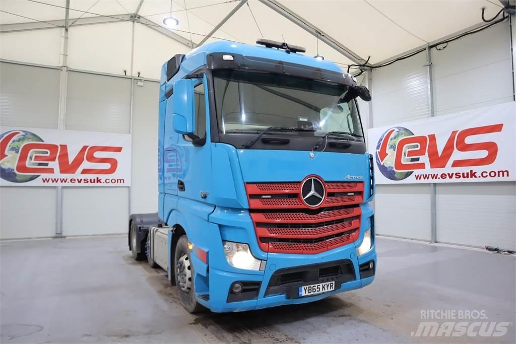 Mercedes-Benz ACTROS 2445 牵引车