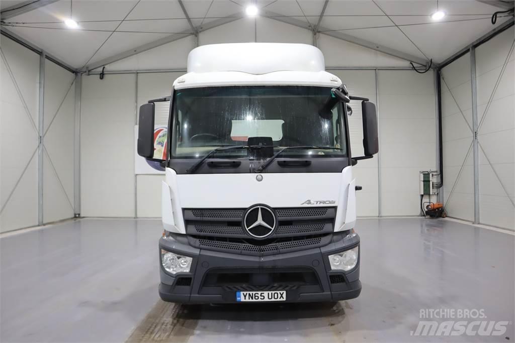 Mercedes-Benz Actros 2540 牵引车