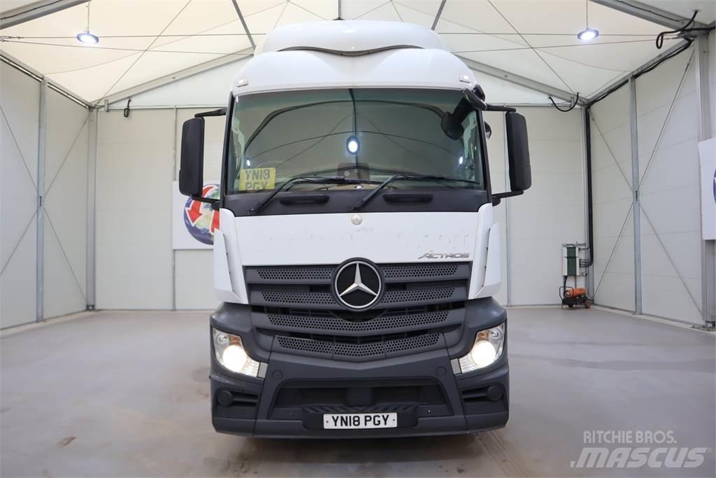 Mercedes-Benz Actros 2543 牵引车