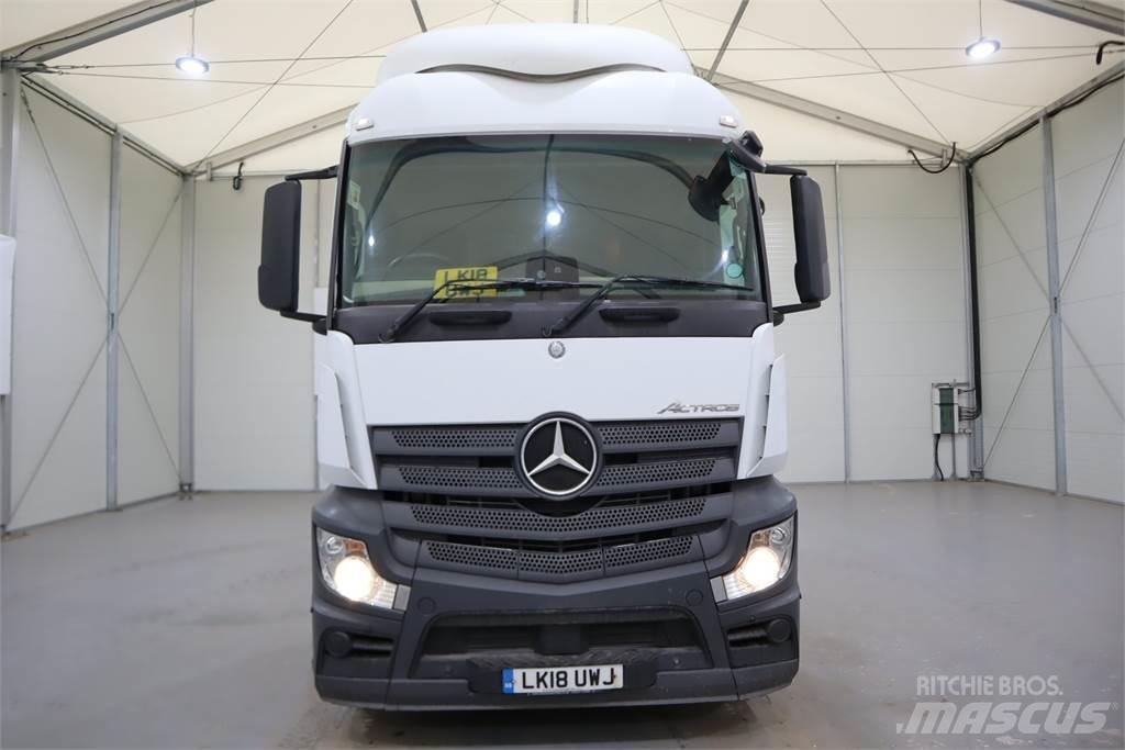 Mercedes-Benz Actros 2543 牵引车