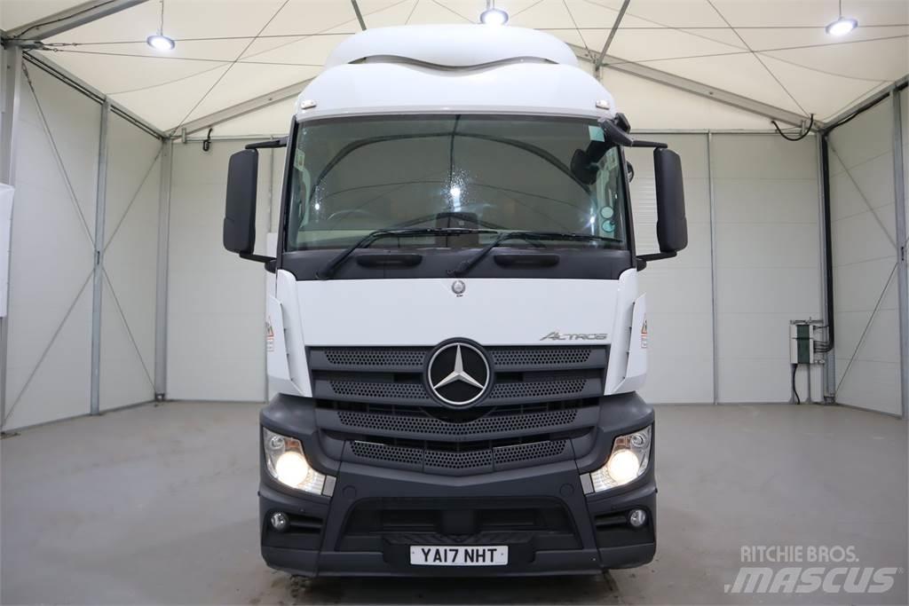 Mercedes-Benz Actros 2543 牵引车