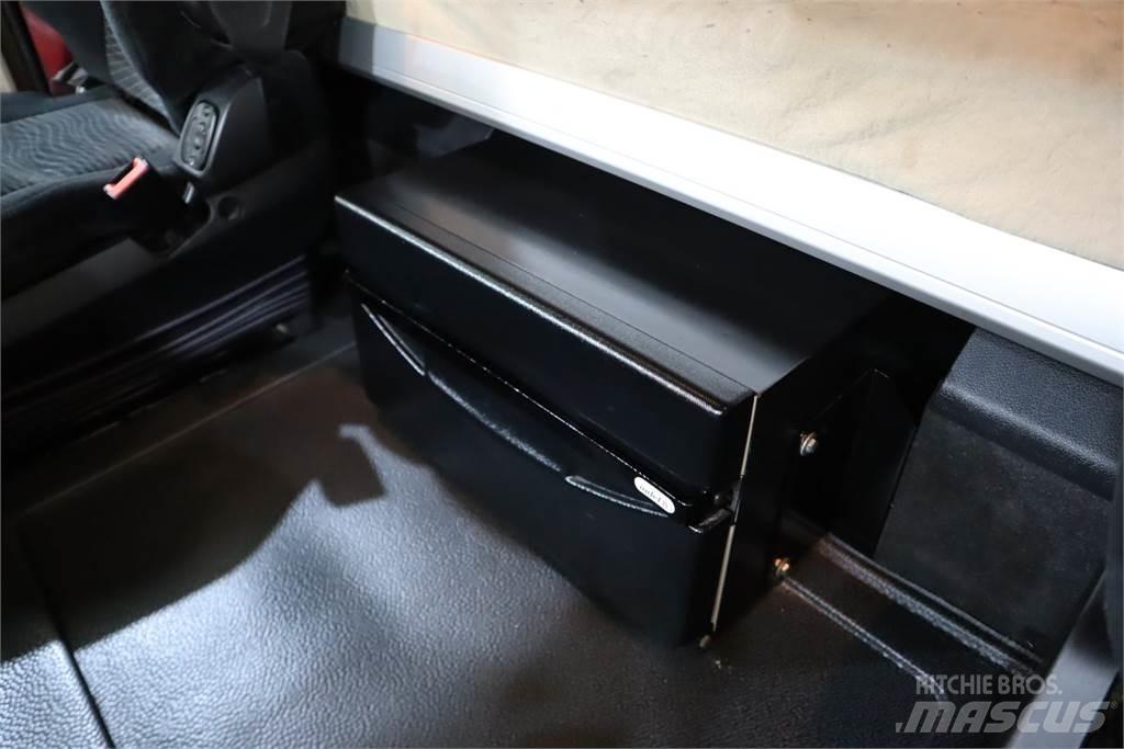 Mercedes-Benz Actros 2543 牵引车