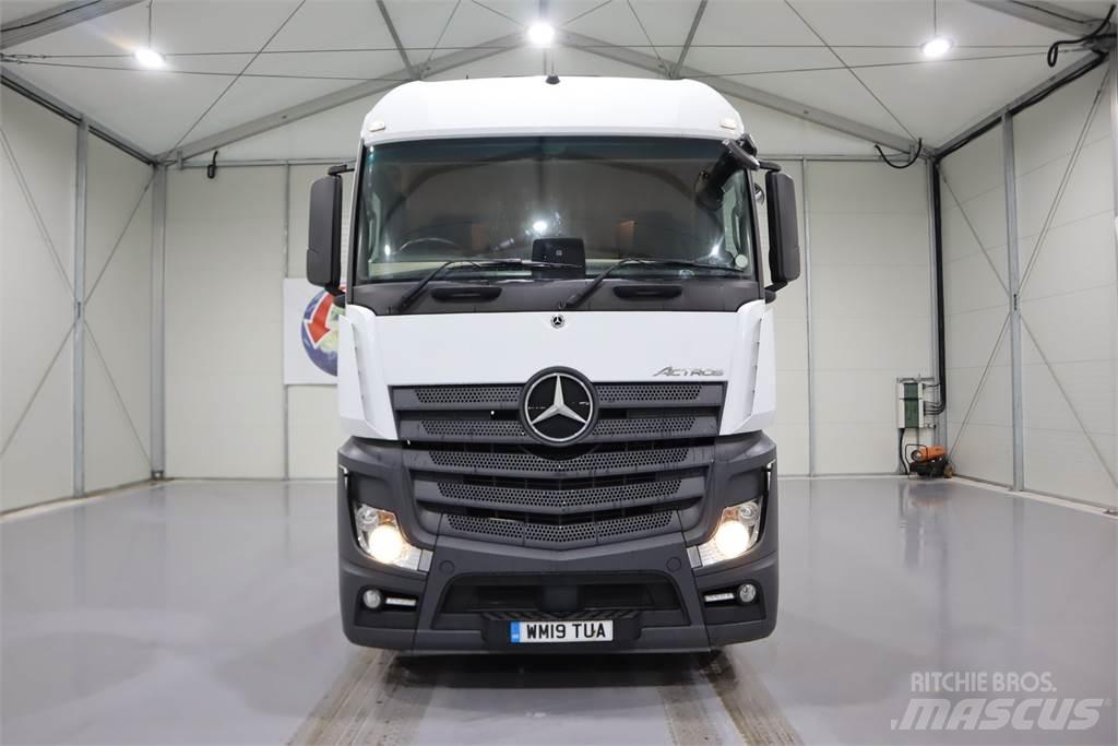 Mercedes-Benz Actros 2543 牵引车