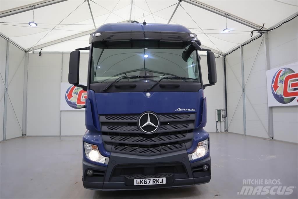 Mercedes-Benz Actros 2543 牵引车