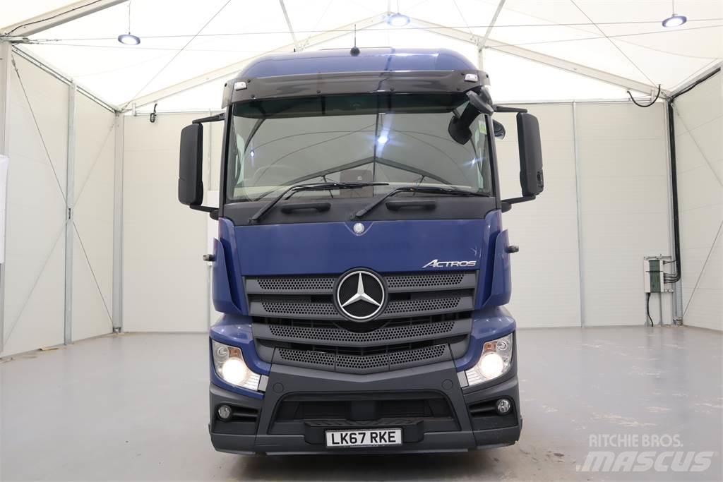 Mercedes-Benz Actros 2543 牵引车