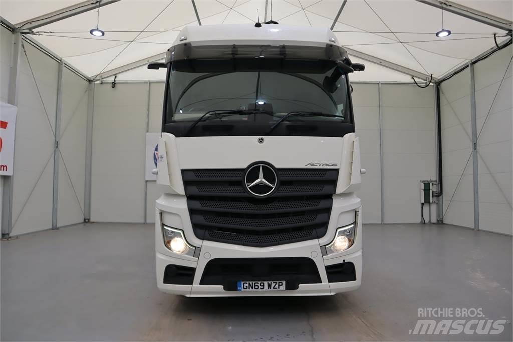 Mercedes-Benz ACTROS 2545 牵引车