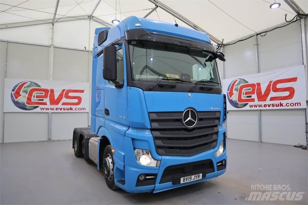 Mercedes-Benz Actros 2545 牵引车
