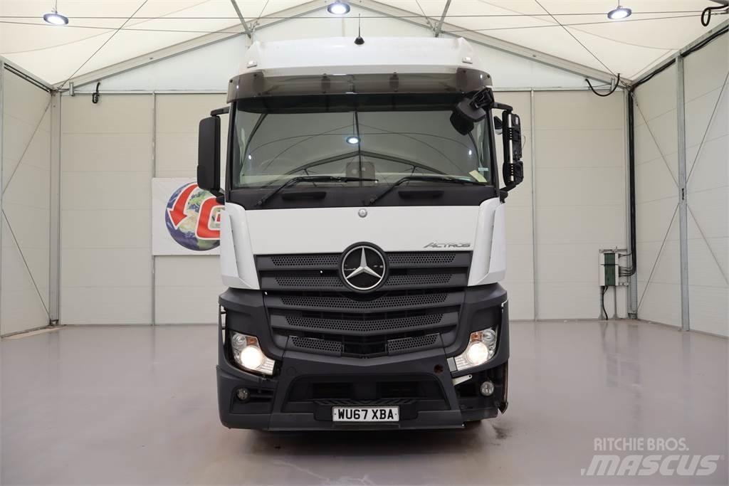 Mercedes-Benz Actros 2545 牵引车