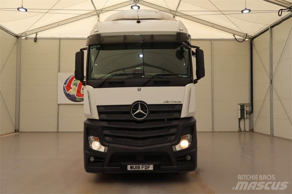 Mercedes-Benz Actros 2545 牵引车