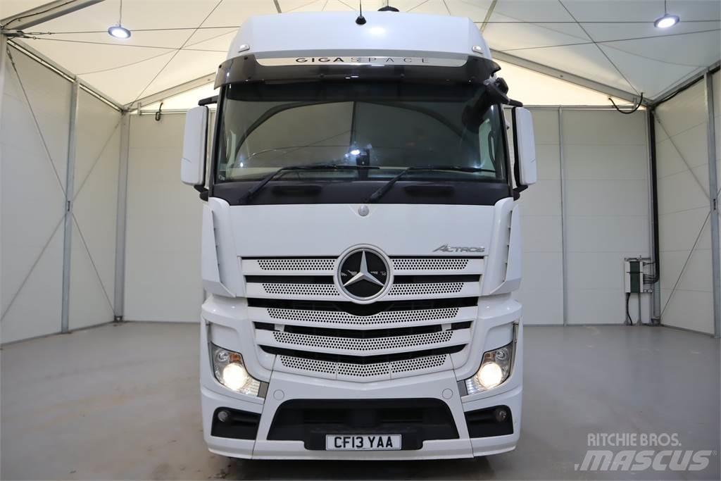 Mercedes-Benz ACTROS 2545 牵引车