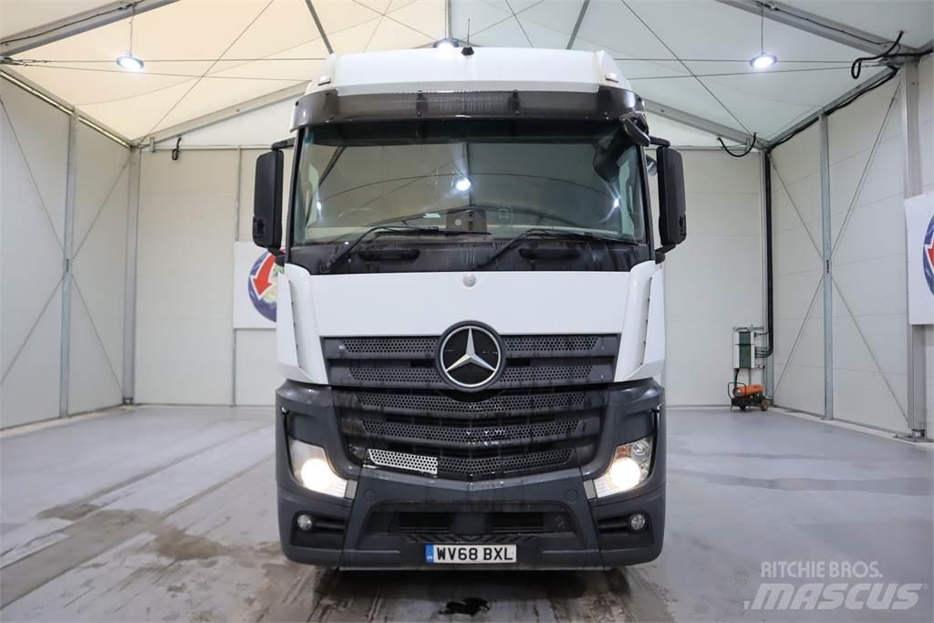 Mercedes-Benz Actros 2545 牵引车